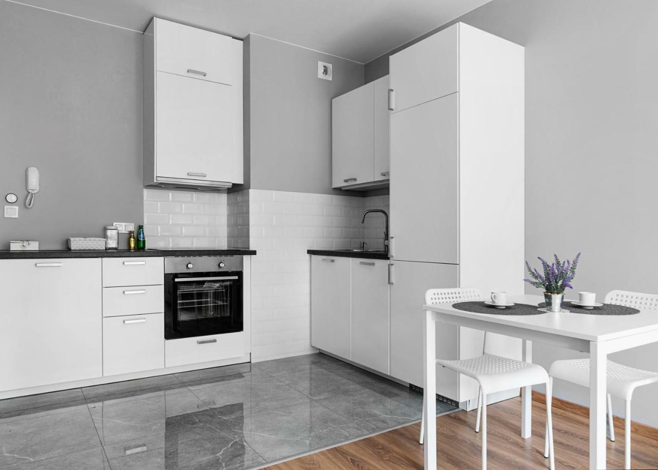 Warszawa-Wlochy Brilliant Apartment Экстерьер фото